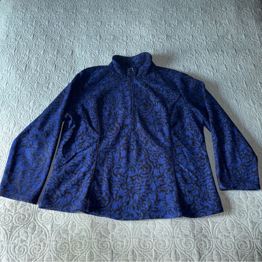 💜Coldwater Creek Blue and Black Patterned Pullover